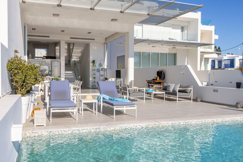 Vila Oasis s 5 spalnicami v Protarasu na Cipru 1723