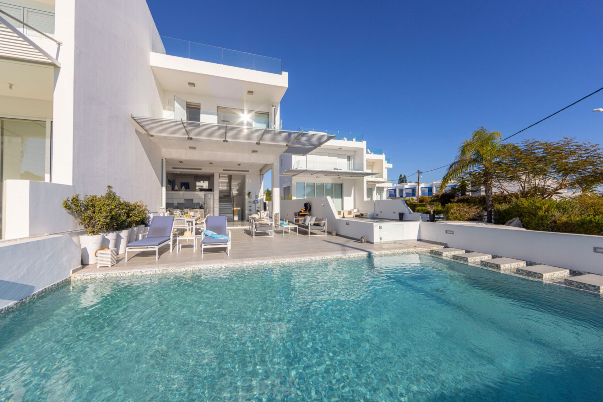 Vila Oasis s 5 spalnicami v Protarasu na Cipru 1723