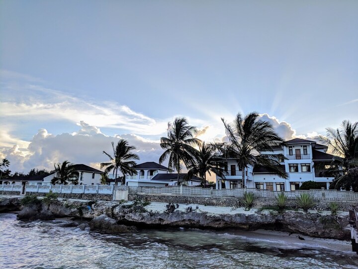 Nepozabno razkošje ob morju v rajskem Zanzibarju, 1002
