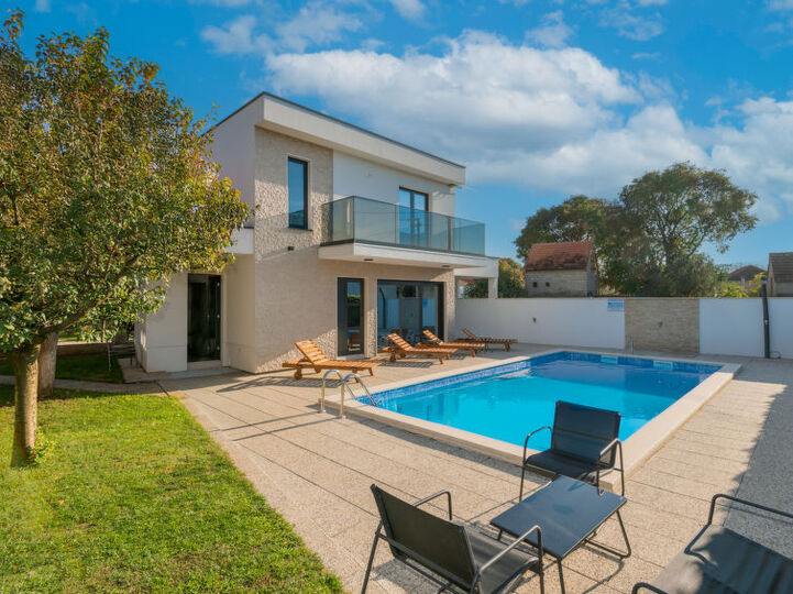 Čarobni podeželski oddih z zasebnim bazenom in dvema bivalnima prostoroma blizu Imotskega - Villa 1068, Donji Prolozac, Croatia
