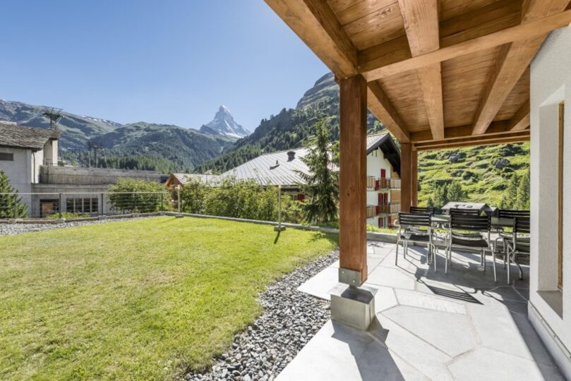 Sončno zatočišče ob vznožju Matterhorna 1015, Zermatt, Switzerland