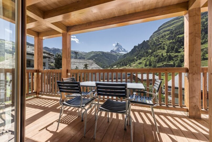 Miren alpski pobeg z razgledom na Matterhorn 1017
