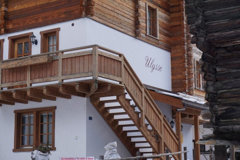 Prijeten alpski umik pod Matterhornom 1021