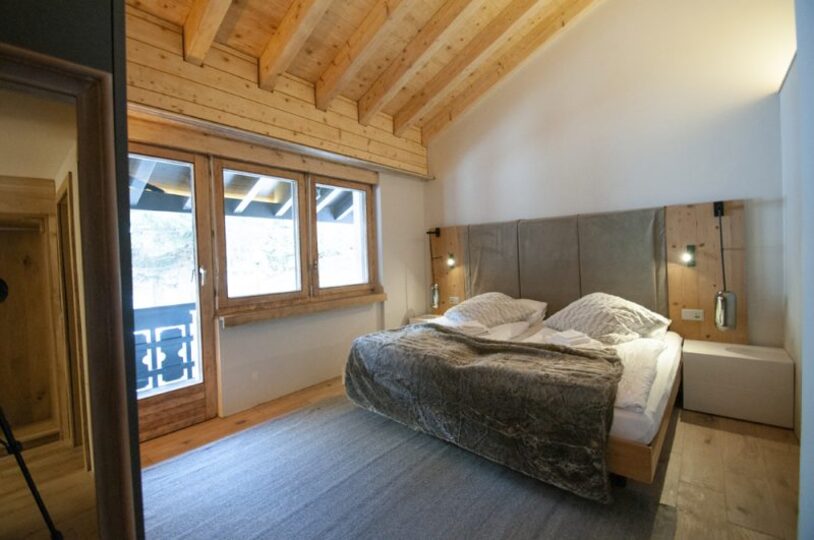 Alpska eleganca z razgledom na Matterhorn, Valais Chalet 1022