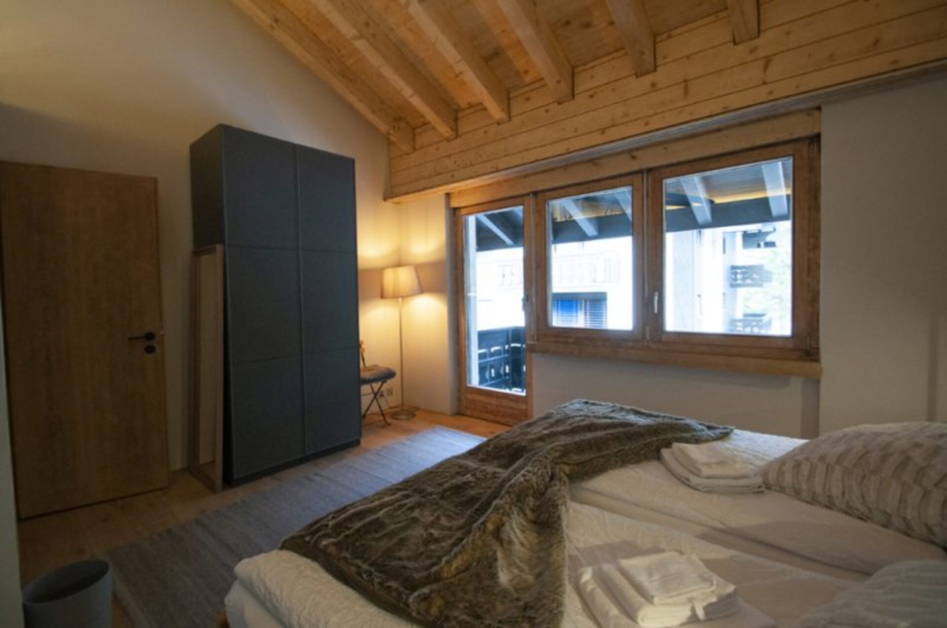 Alpska eleganca z razgledom na Matterhorn, Valais Chalet 1022