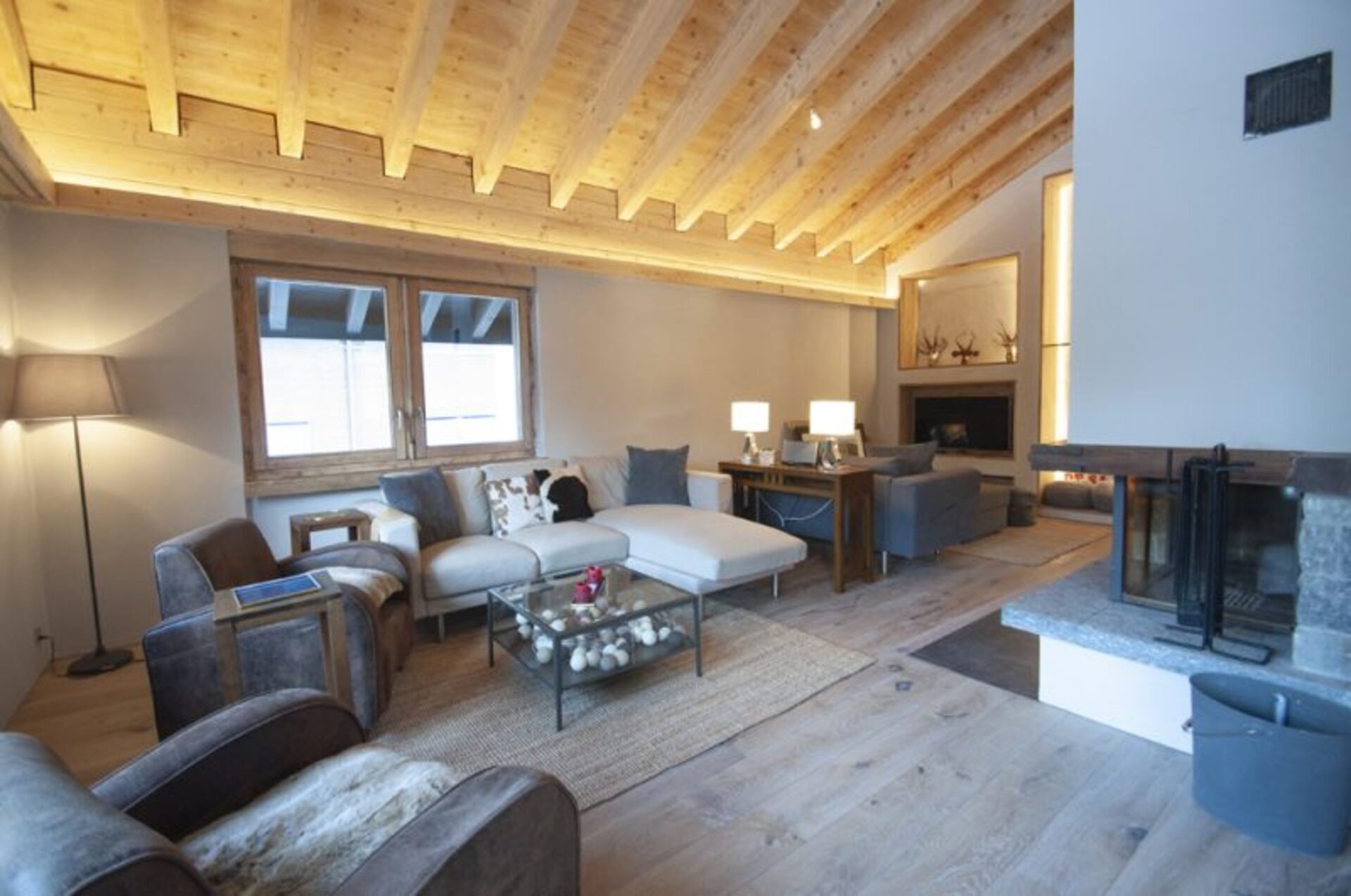Alpska eleganca z razgledom na Matterhorn, Valais Chalet 1022
