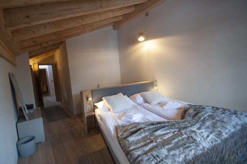 Alpska eleganca z razgledom na Matterhorn, Valais Chalet 1022