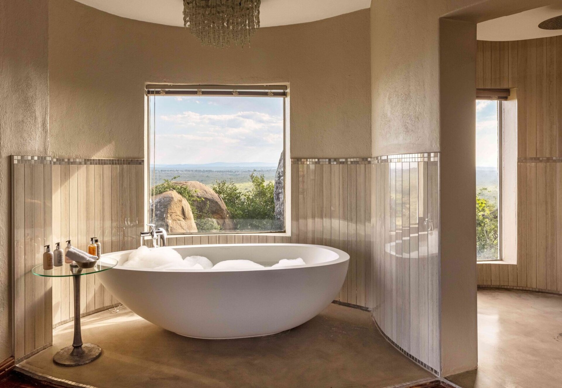 Ulusaba_Cliff 1030