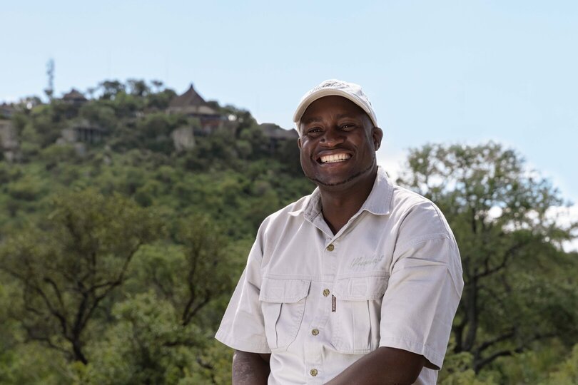 Ulusaba_Cliff 1030
