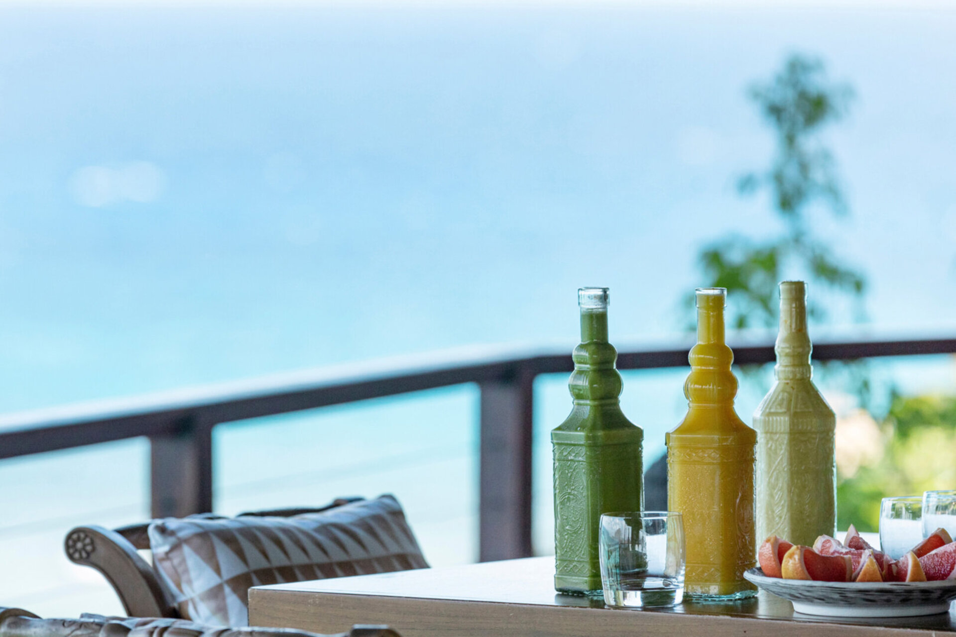Ocean Breeze Balinese Suite 1008