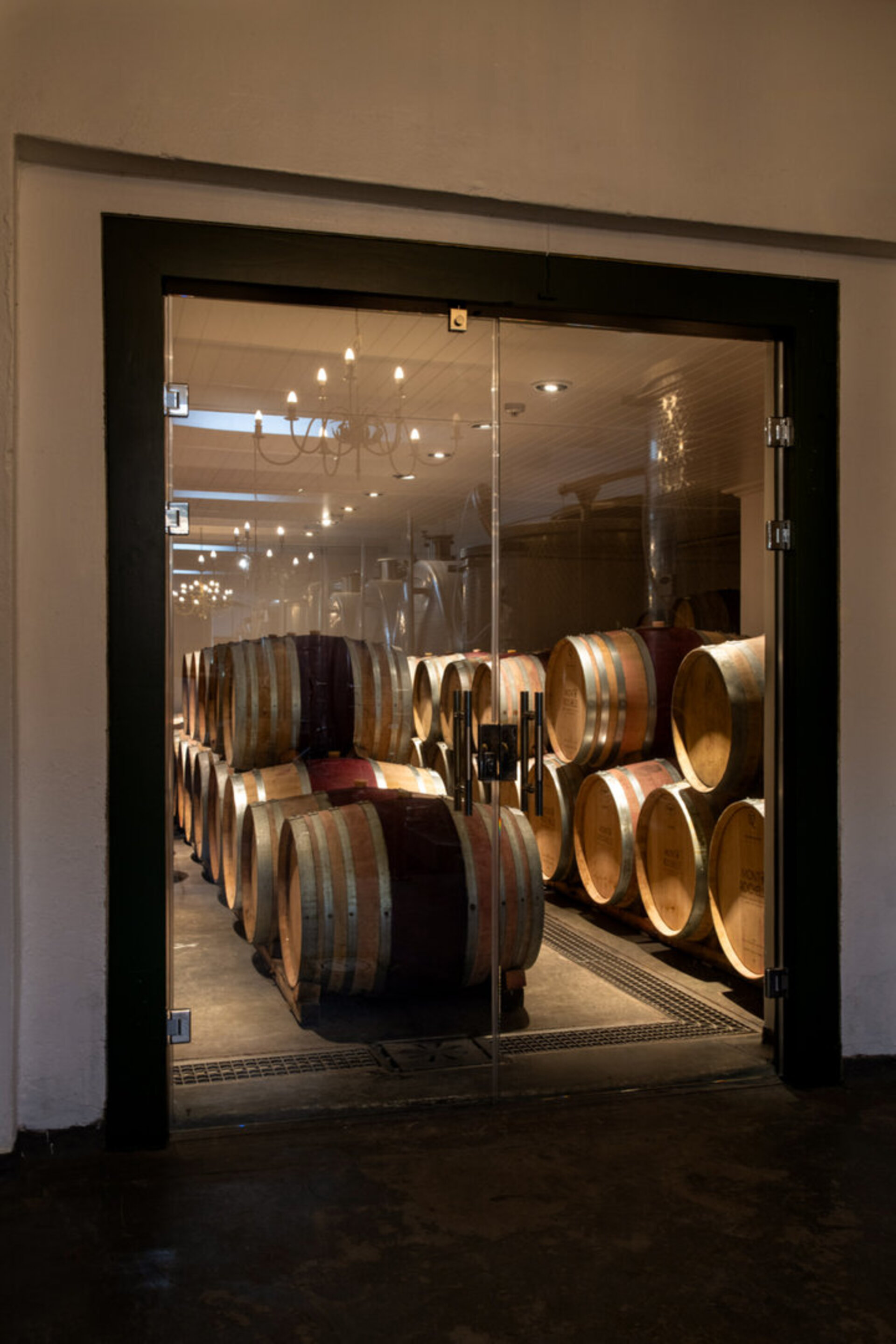 Elegant Merlot Room with Captivating Panoramas 1038