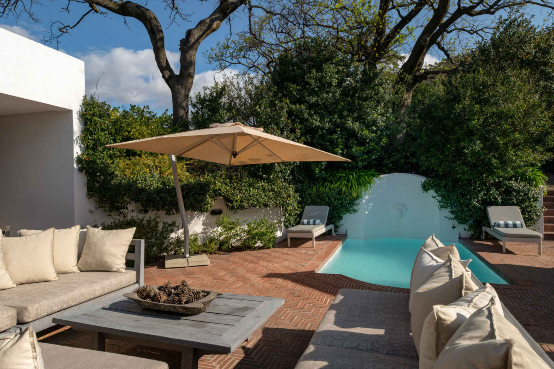 Cabernet Room with Private Terrace and Valley Vistas 1039