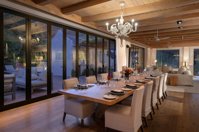 Elegant Pinotage Suites with Vineyard Mountain and Garden Views 1040