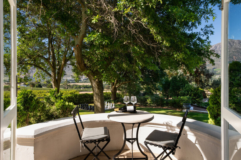 Cap Classique Vineyard Pool Suites with Private Pool 1043