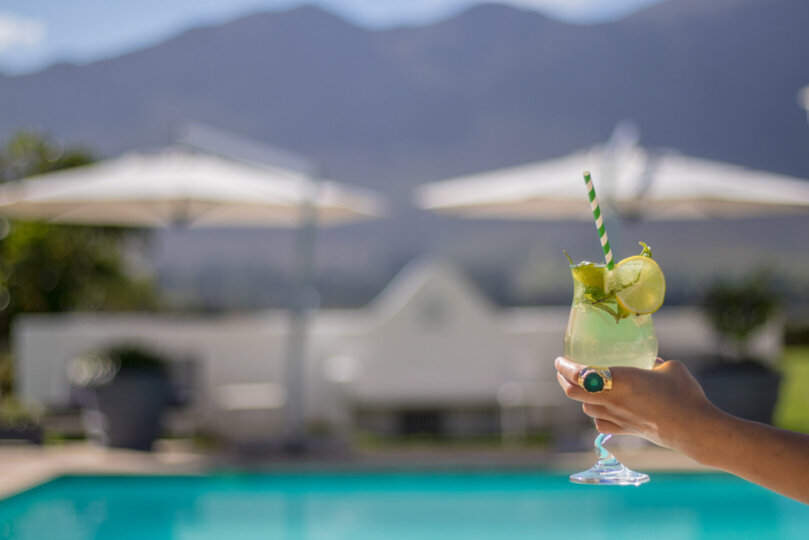 Chardonnay Room 1 with Manor Views 1044