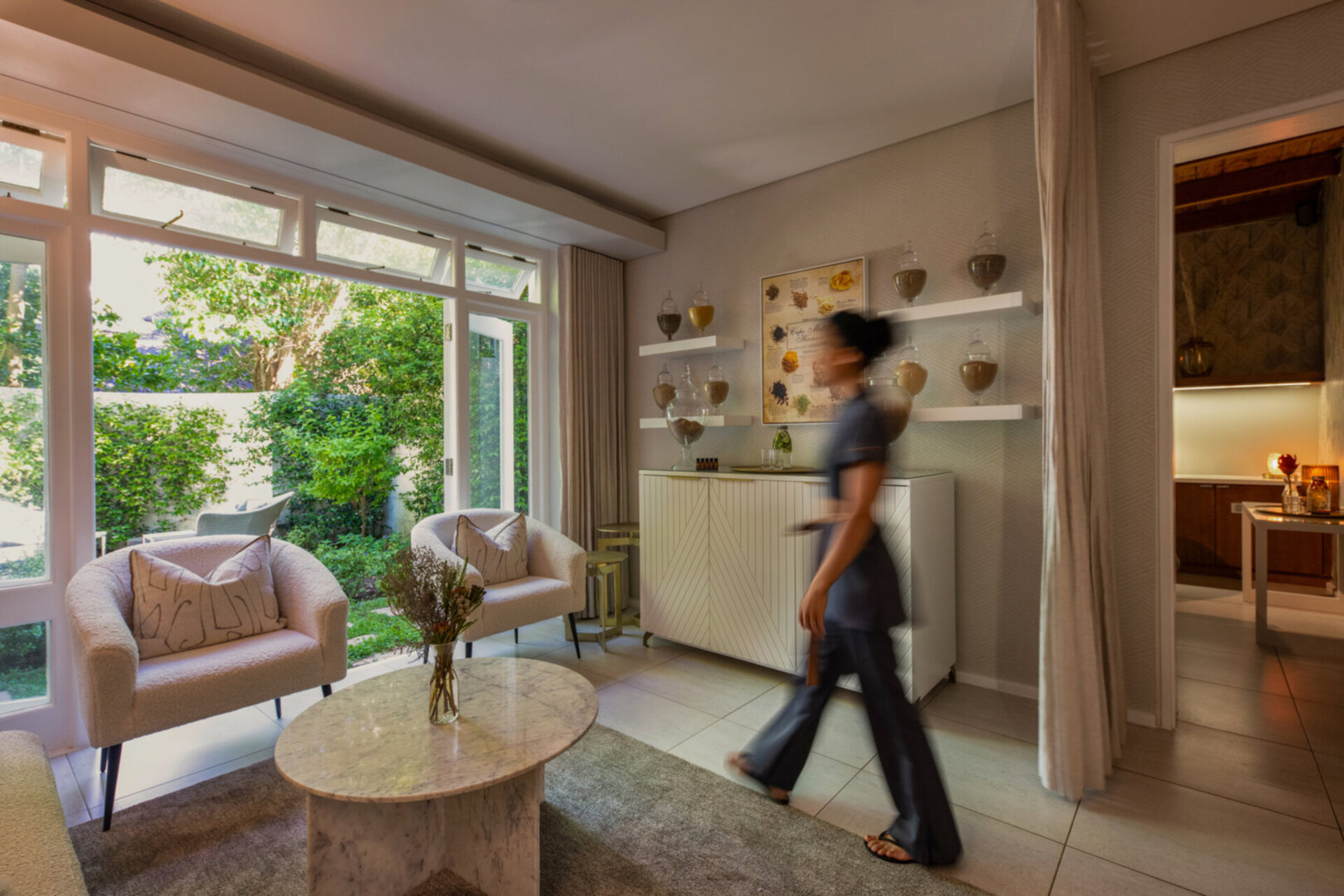 Chardonnay Room 2 Light Filled Elegant En Suite 1045