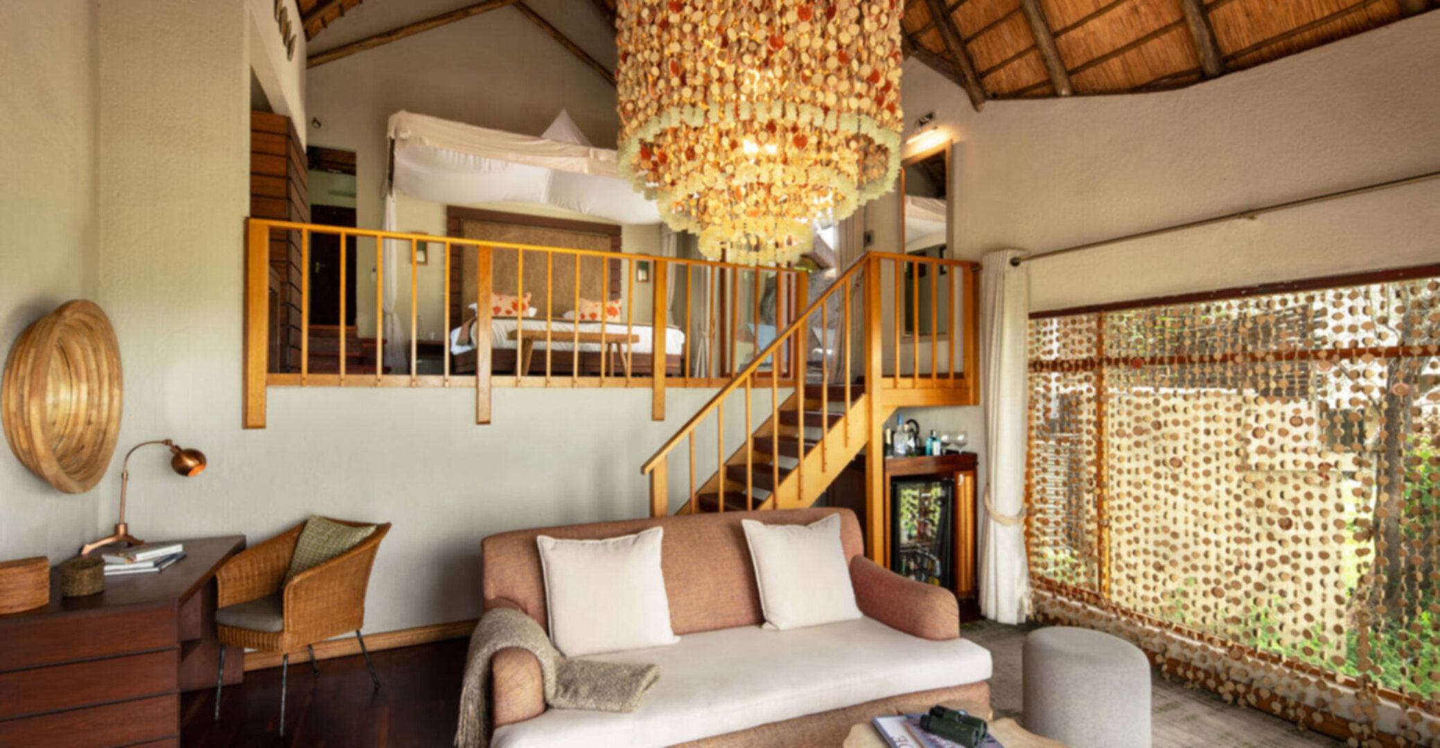 Master Suite with Infinity Pool, Rock Cliff 1050