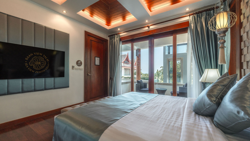 Sea View Zenith - Restful bedroom with terrace