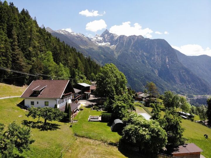 Prijeten oddih s 3 spalnicami na slikovitem Tirolskem, Tirolsko stanovanje 1003, Oetz, Austria