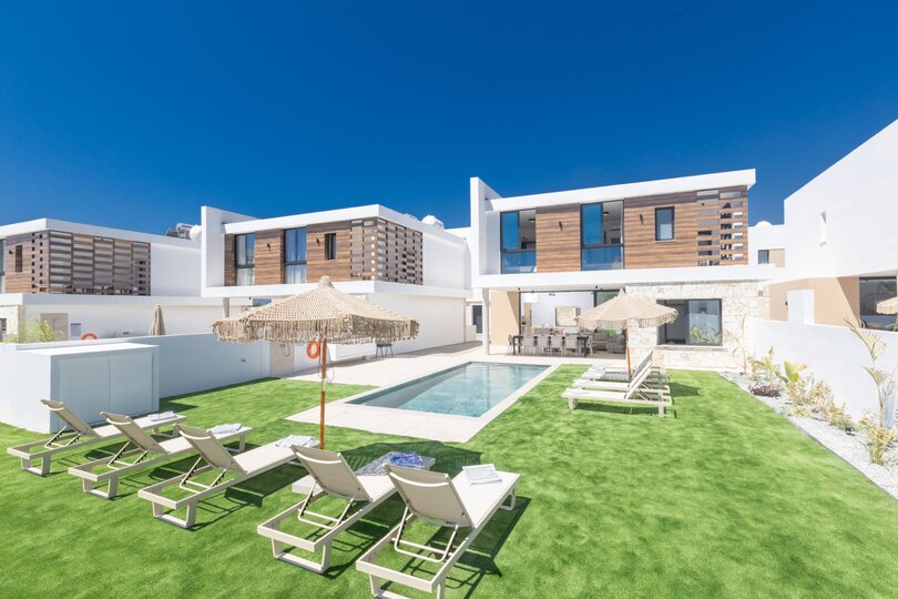 Družinam prijazna vila z bazenom, Ayia Napa Villa 1370