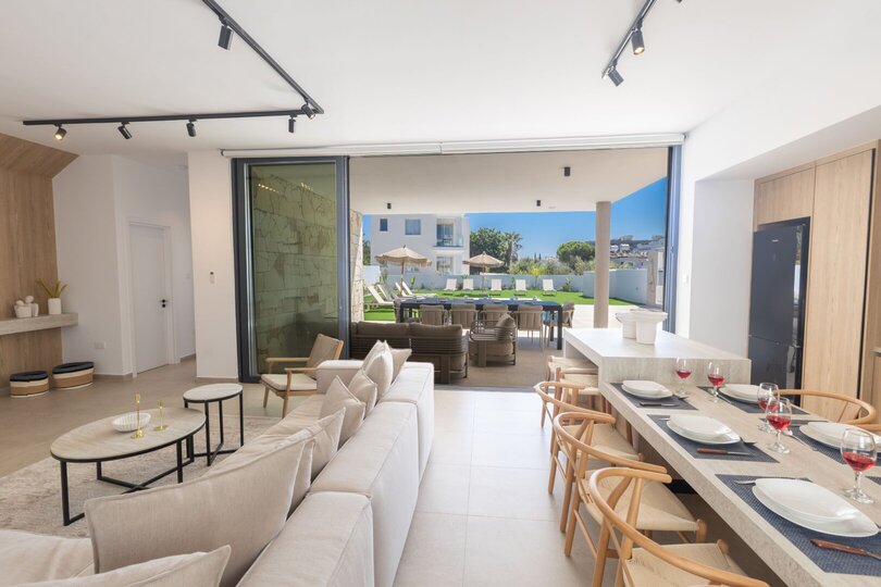 Družinam prijazna vila z bazenom, Ayia Napa Villa 1370