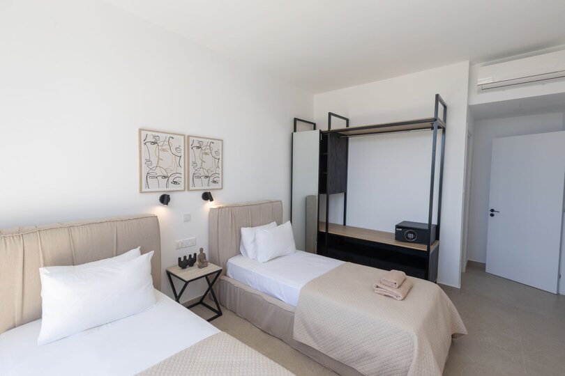 Družinam prijazna vila z bazenom, Ayia Napa Villa 1370