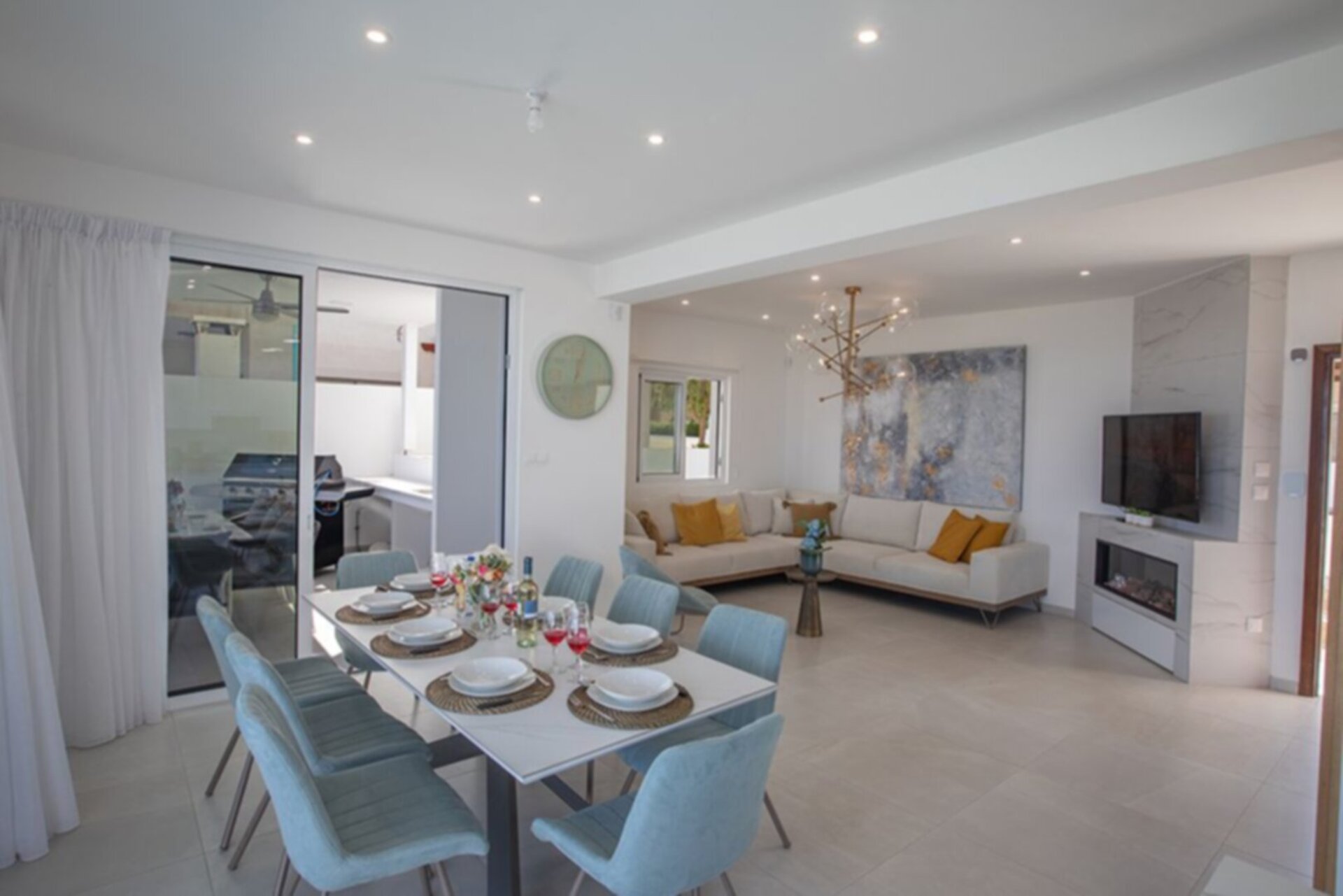 Sodobna vila z jacuzzijem in prostorom za žar, Protaras Villa 1027
