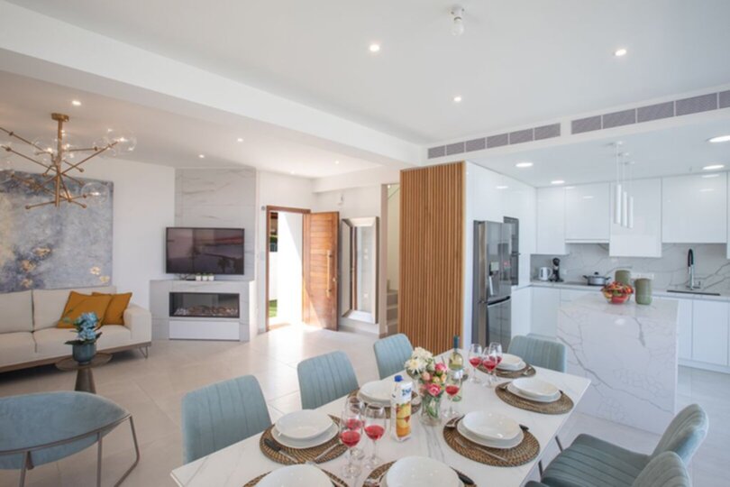 Sodobna vila z jacuzzijem in prostorom za žar, Protaras Villa 1027