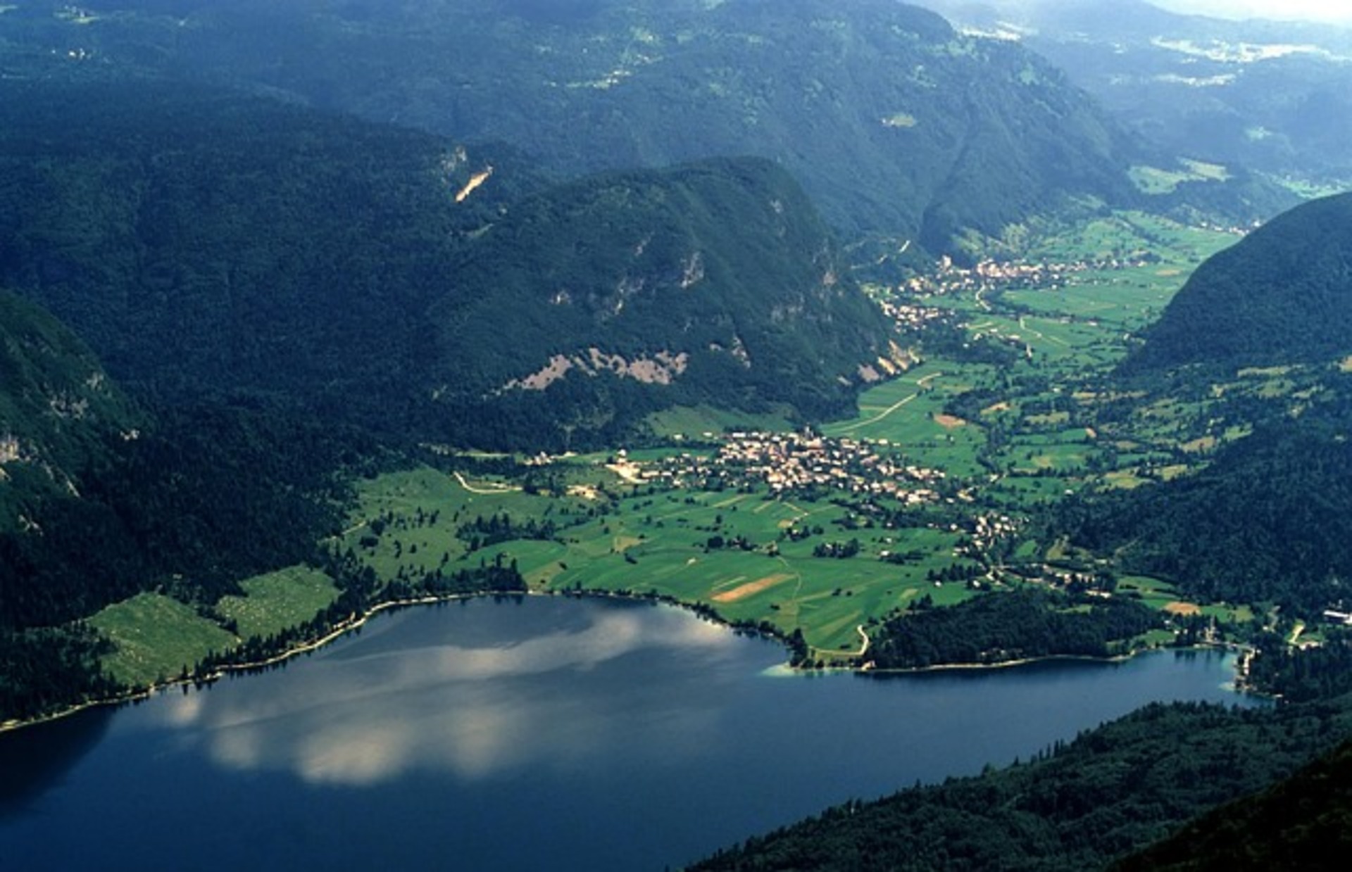 Alpine Serenity Chalet – Bohinj, Slovenija