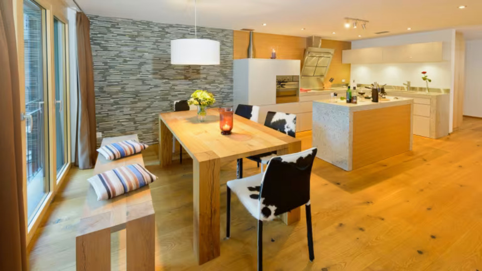 Prostorno 3-sobno stanovanje z balkonom v Zermattu, Zermatt Apartment 1238