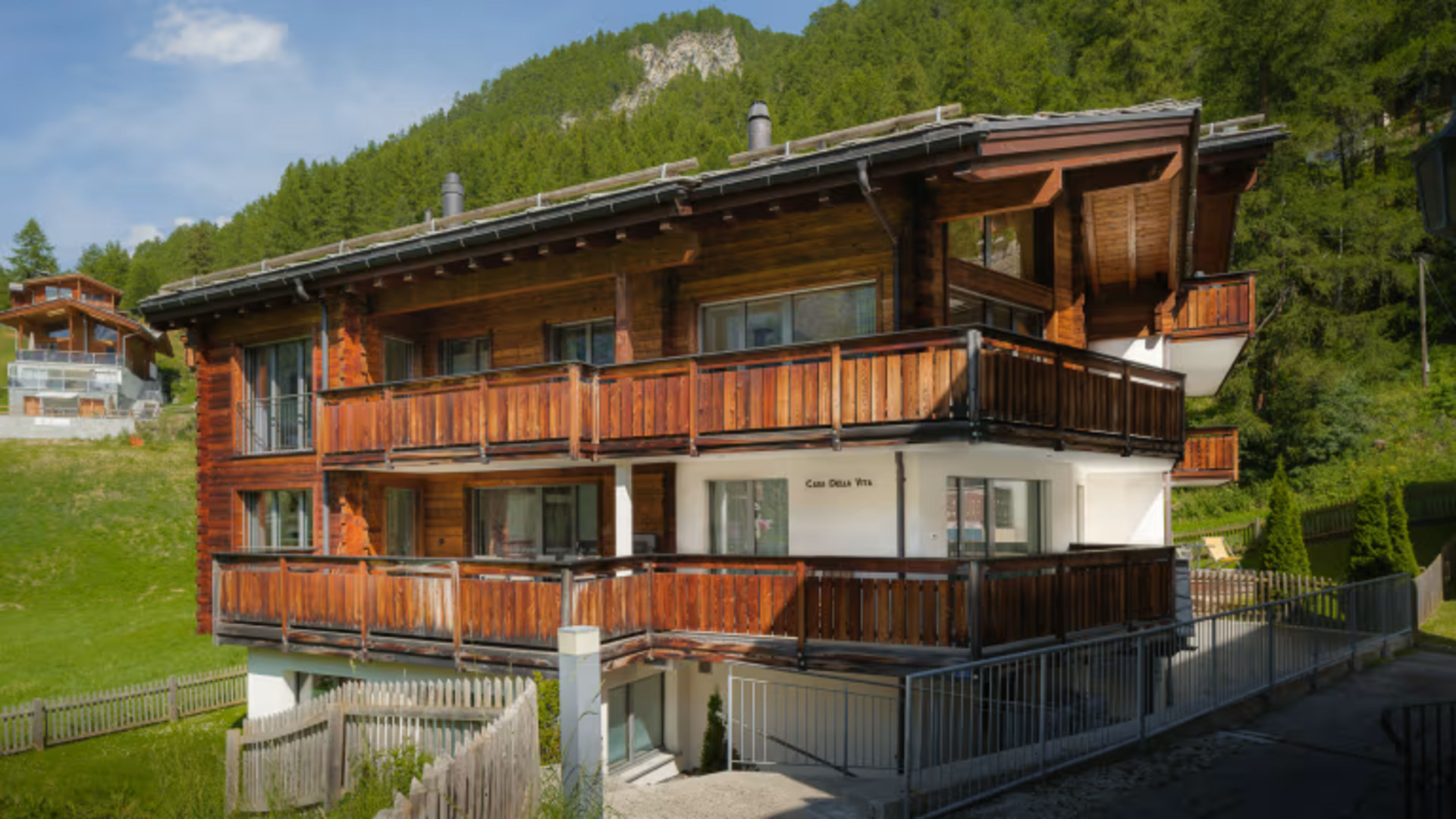 Prostorno 3-sobno stanovanje z balkonom v Zermattu, Zermatt Apartment 1238