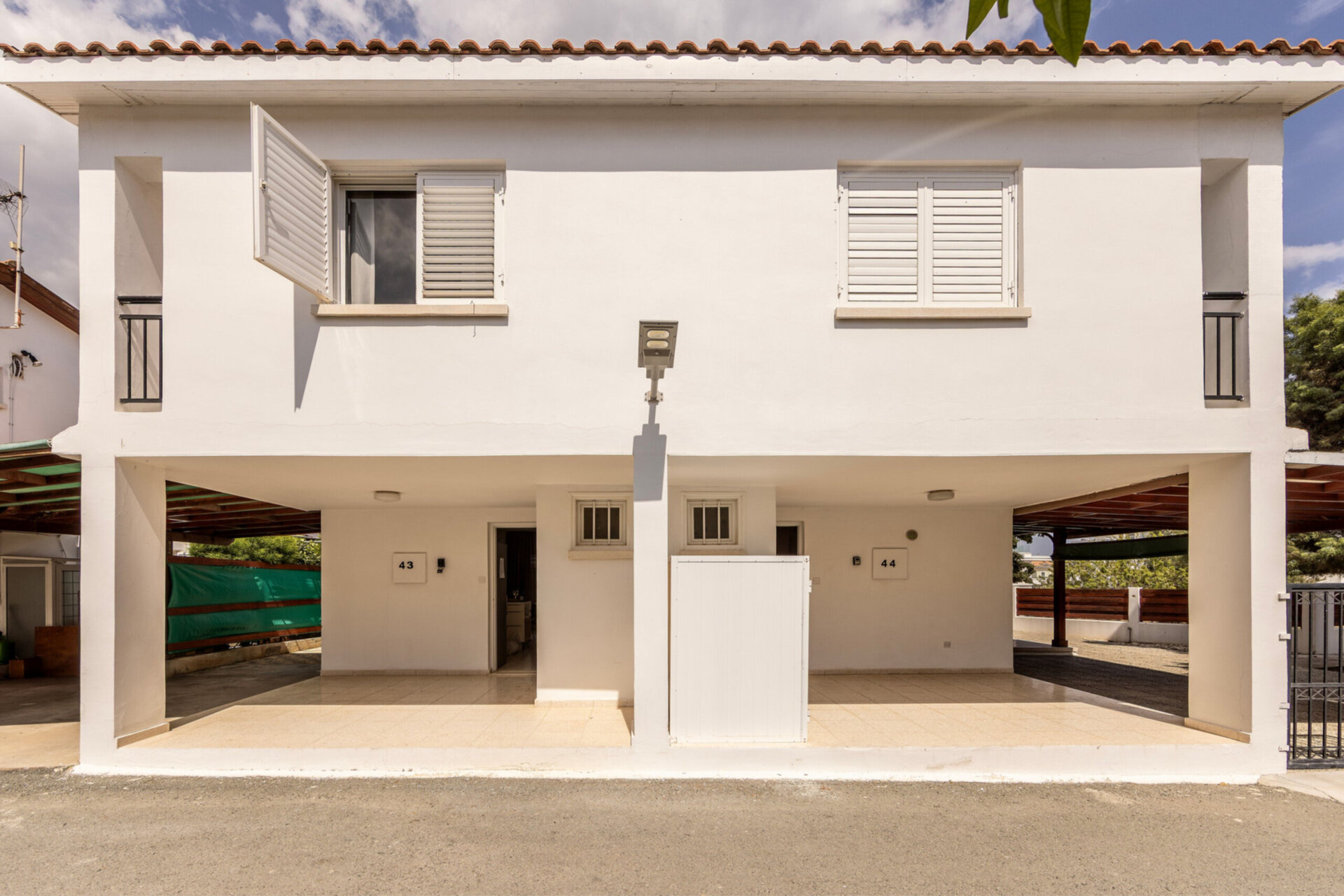 5 Star Marina Seaside Villa – Luxury Seaside Stay in Larnaca