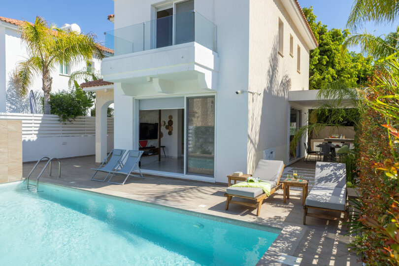 5 Star Villa Protaras El Sol - Luxury Family Retreat