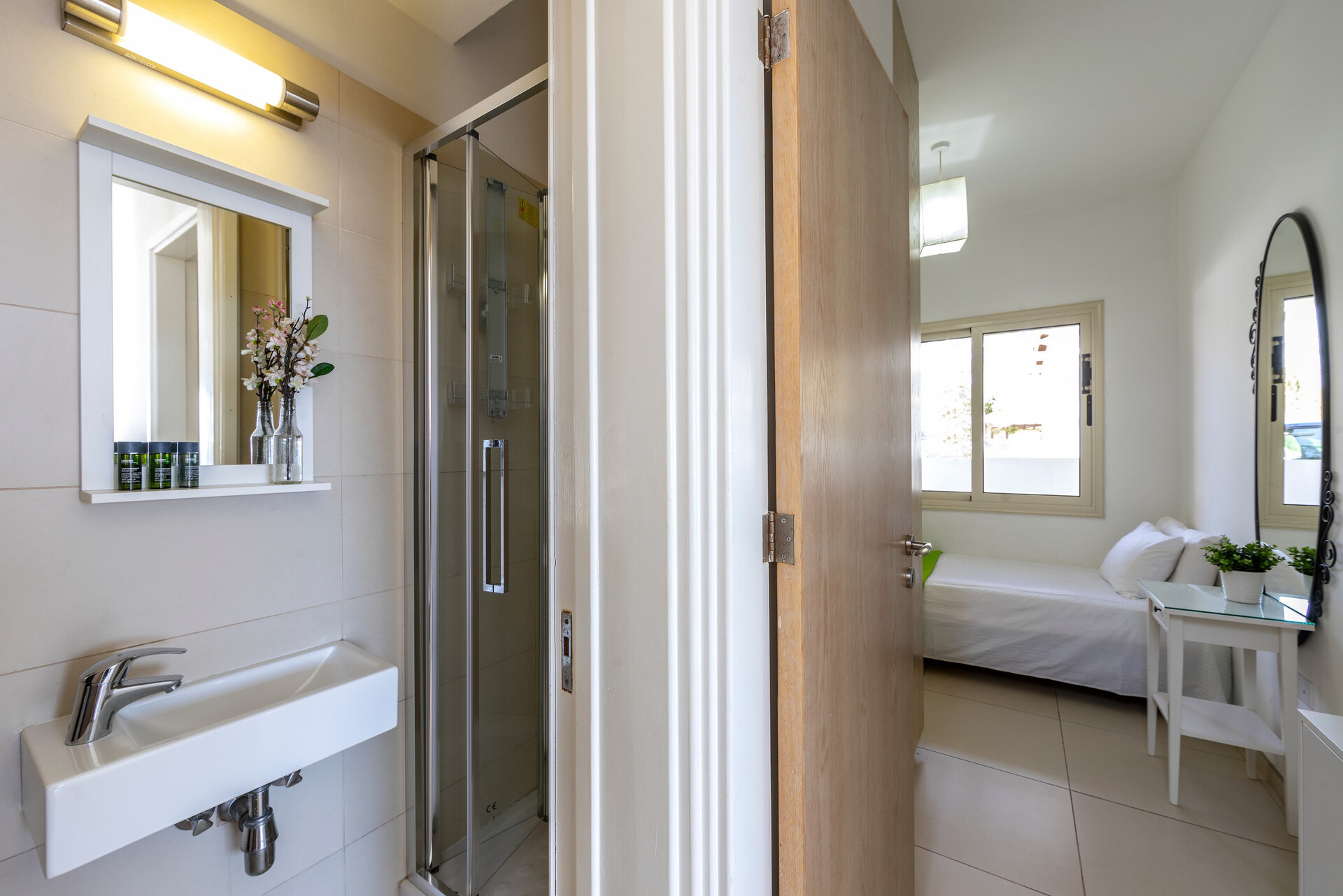 5 Star Villa Artisan Seafront Escape - Panoramic Coastal Retreat