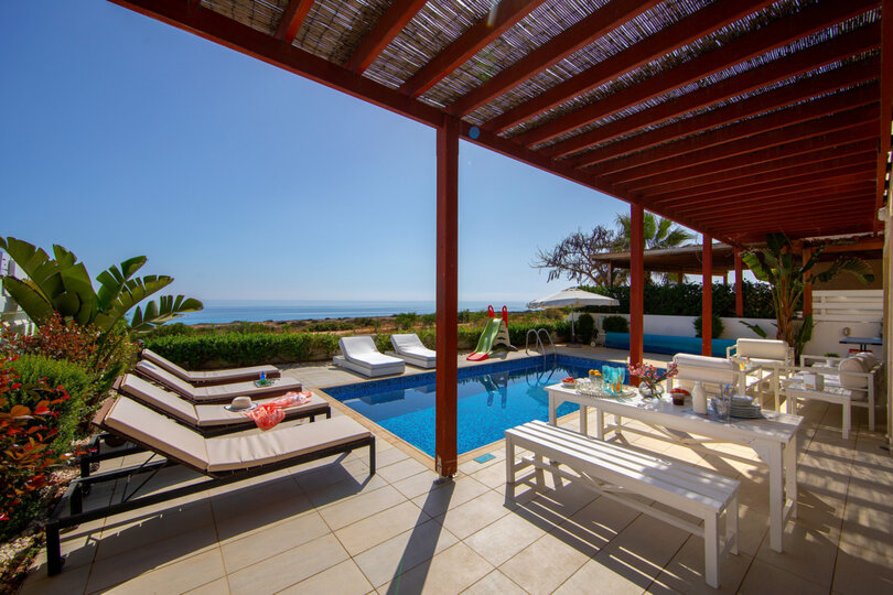 5 Star Villa Artisan Seafront Escape - Panoramic Coastal Retreat