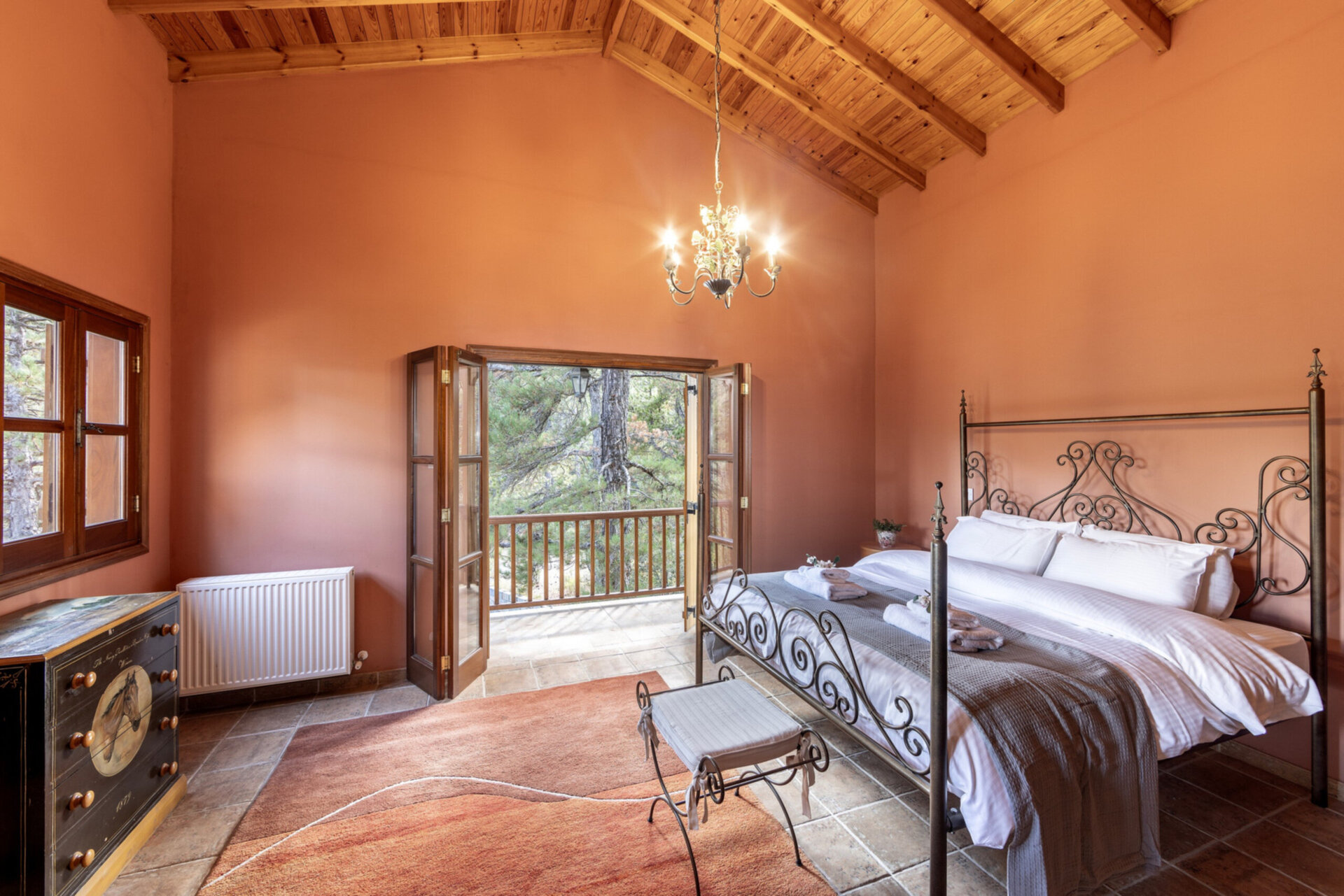 5 Star Villa Troodos Mature Pine Chalet - Forest Mountain Escape