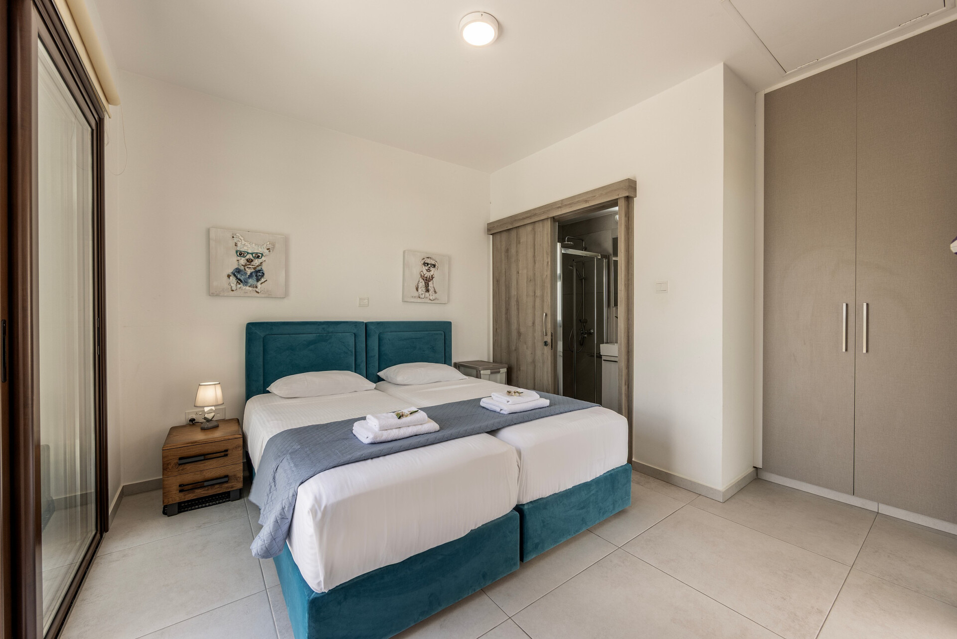 5 Star Villa Ionion H15 - Contemporary Seaside Retreat.