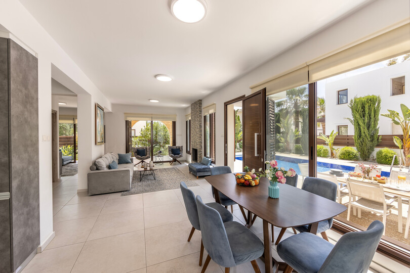 5 Star Villa Ionion H15 - Contemporary Seaside Retreat.