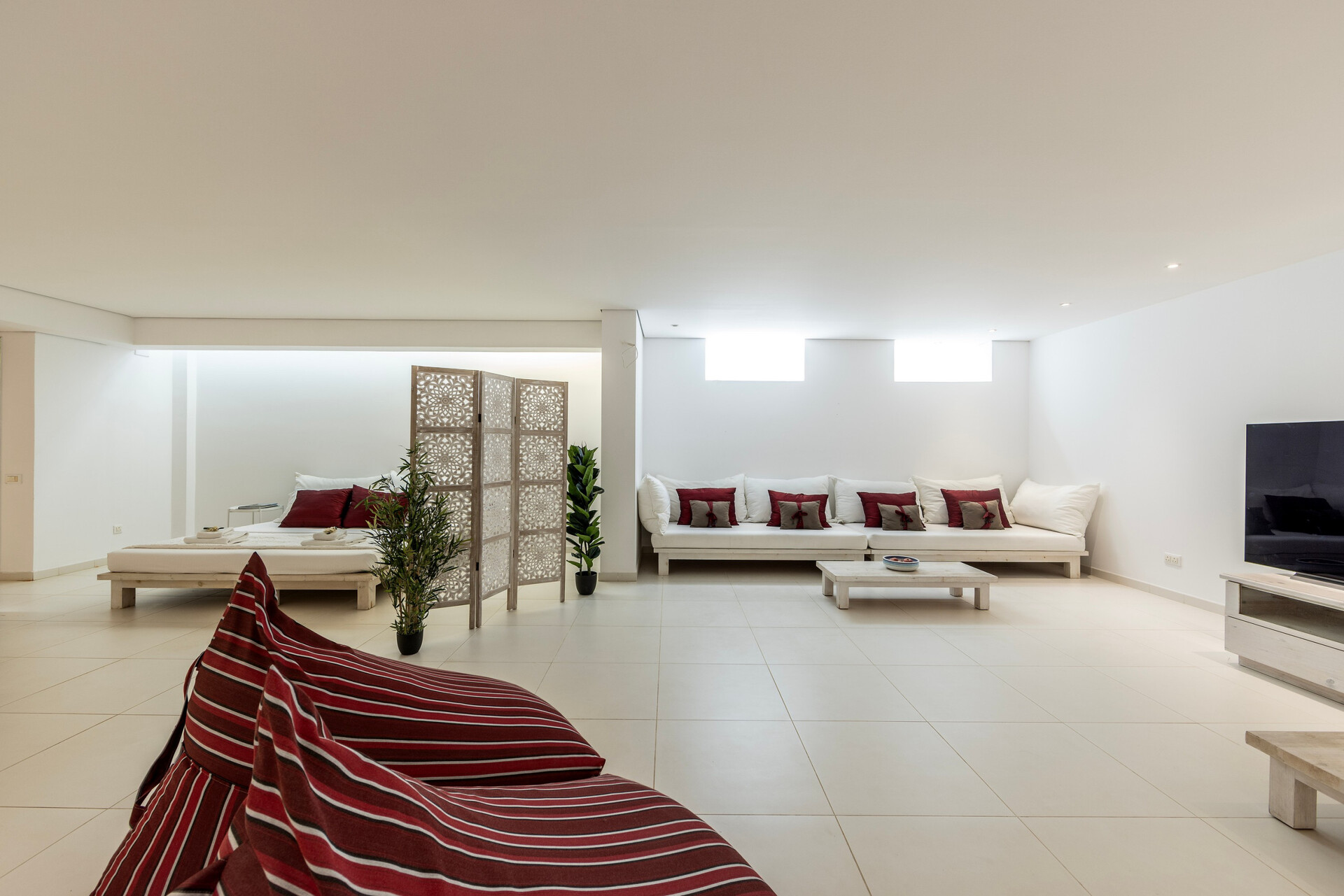 5 Star Villa AleMar Seafront - Designer Coastal Elegance