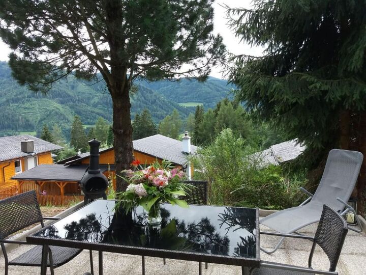 2-Bed Apartment with Mountain View in Murtal, Sleeps 4, 1117