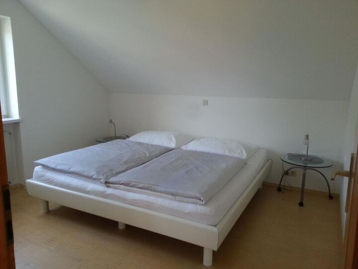 2-Bed Apartment in Feldkirch, Sleeps 4, 1039
