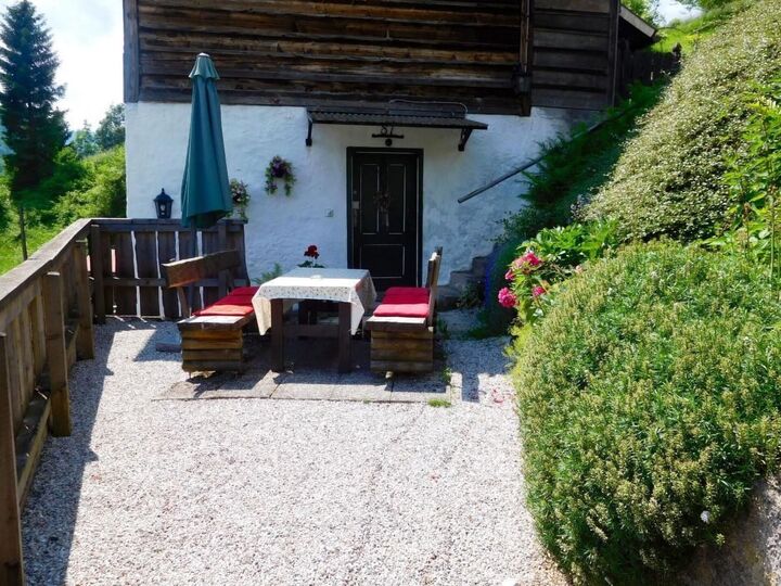 2-Bed House with Mountain View in Steyr-Land, Sleeps 6, 1004