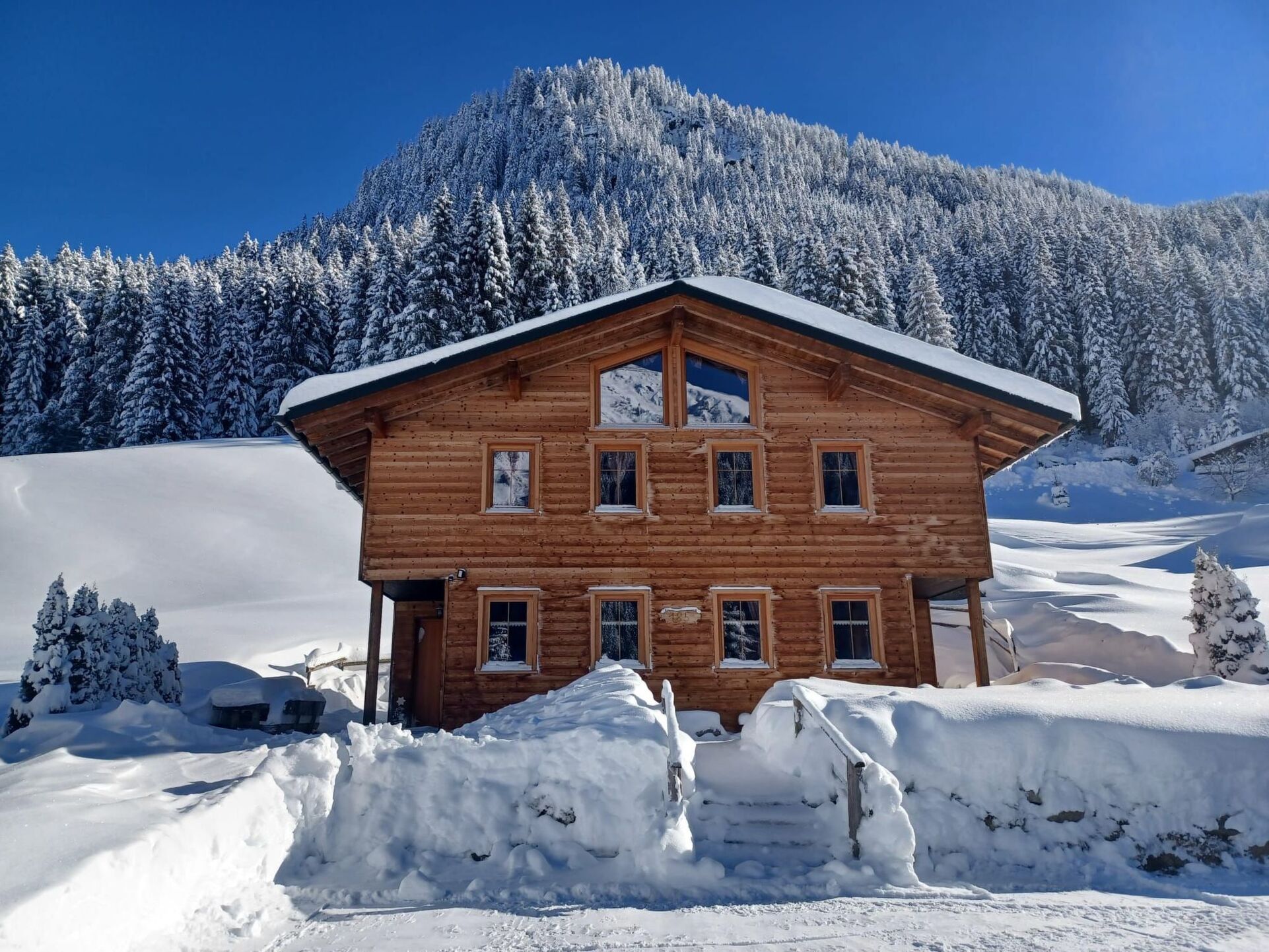 3-Bed Apartment in Bludenz, Sleeps 5, 1049