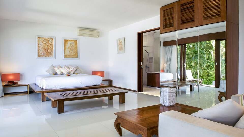 5 Star Villa Lulla – A Luxurious Beachfront Escape in Bali