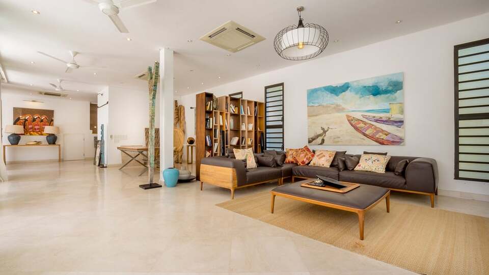 5 Star Villa Khajuraho – Uluwatu Serenity Escape