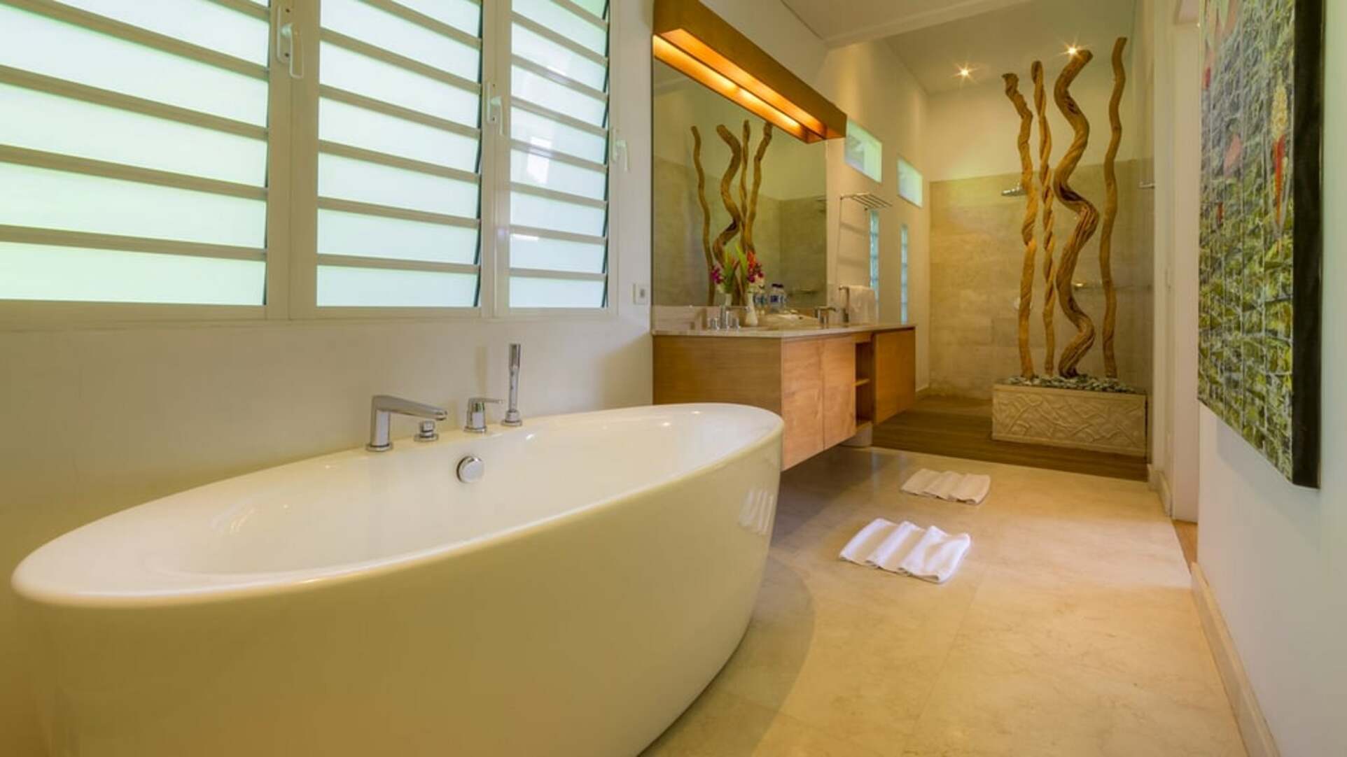 5 Star Akilea Estate – Tropical Grandeur Retreat