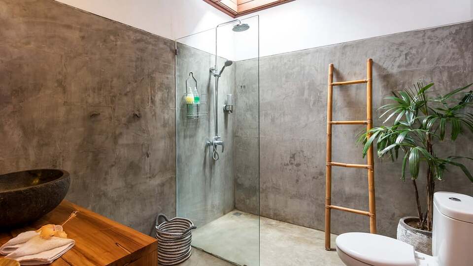5 Star Minggu Villas – Tropical Group Escape