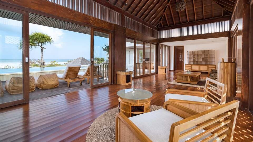 5 Star The Chand’s Estate – Exclusive Beachfront Collection