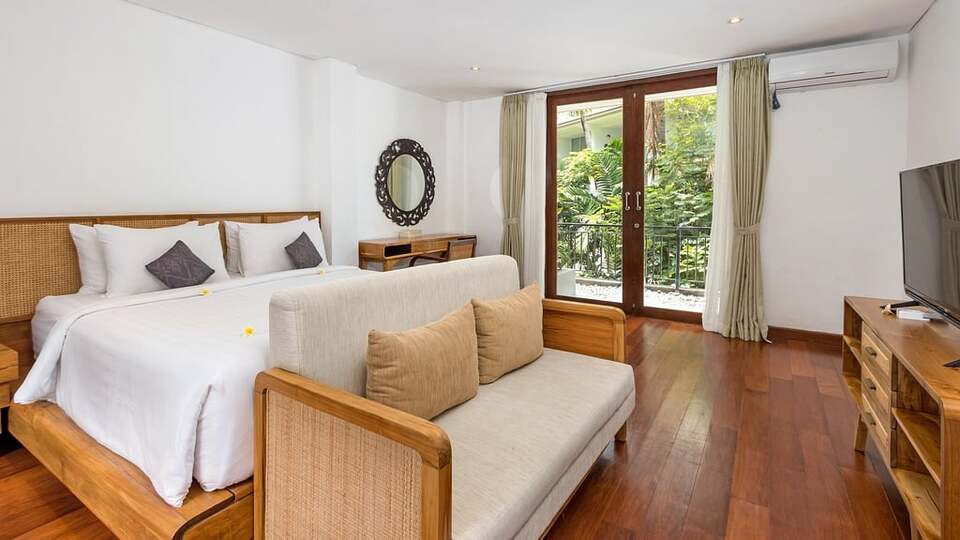 5 Star The Chand’s Estate – Exclusive Beachfront Collection