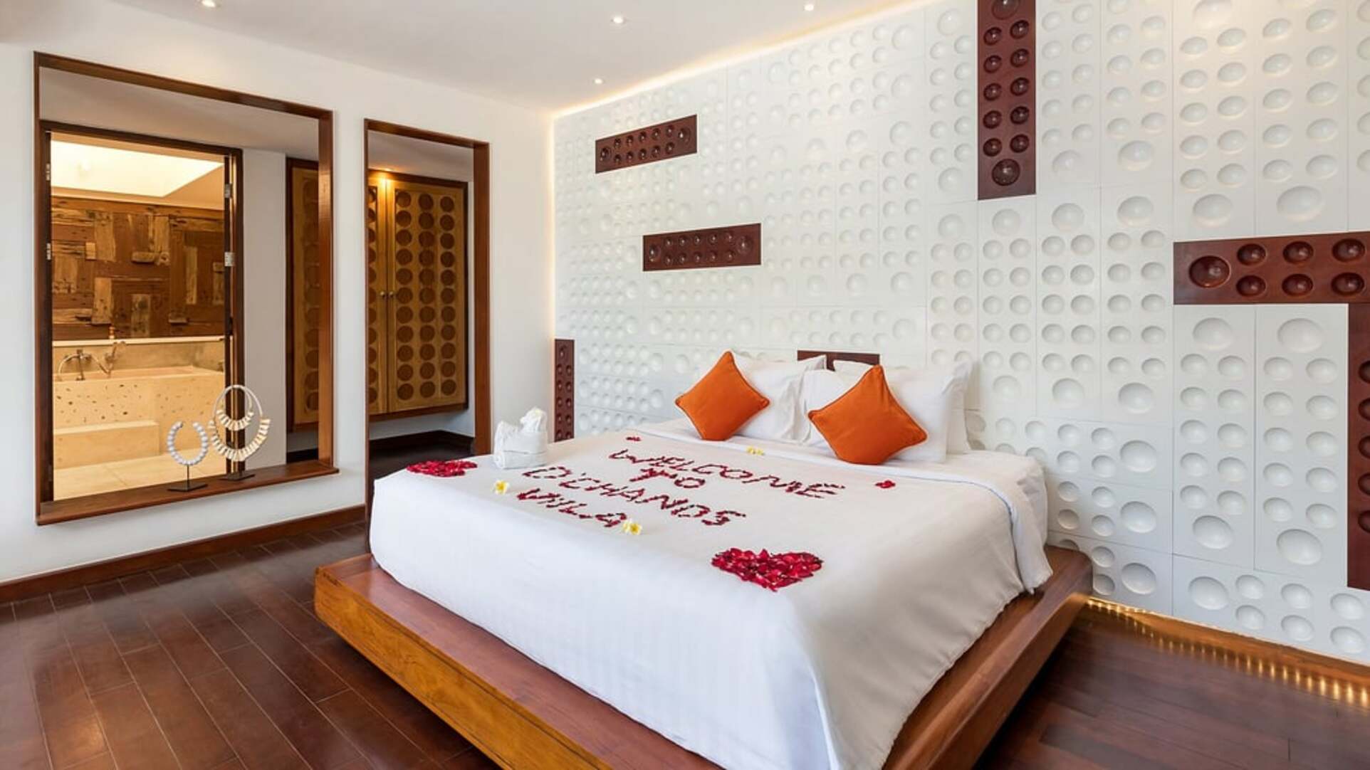 5 Star The Chand’s Estate – Exclusive Beachfront Collection